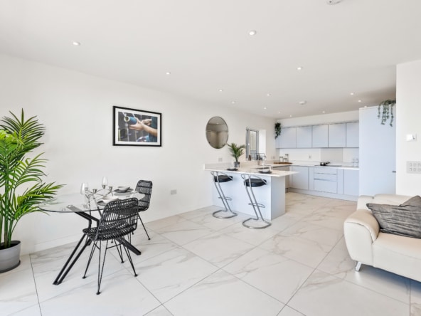 99 Marine Drive Flat Less than 3MB-11