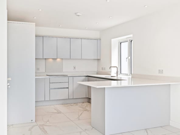 99 Marine Drive Penthouse Less than 3MB-13